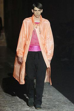 Dries Van Noten  08mb